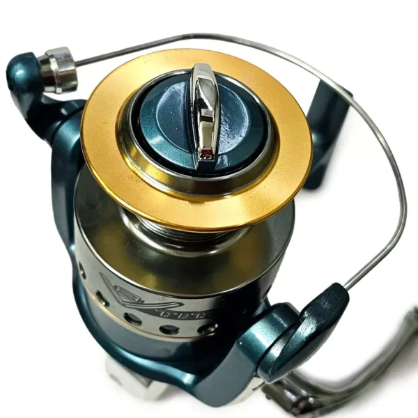 Reel frontal Titan V8 558 Variada - Imagen 3