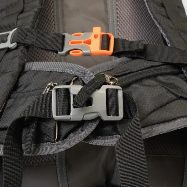 Mochila Trekker 35 Lts Trekking Outdoor Con Cobertor Negra - Imagen 5