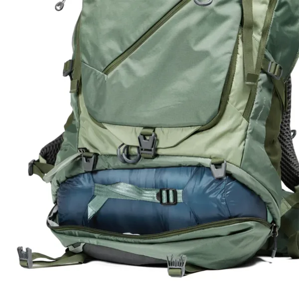 Mochila Trekking Excursion Claymon 70 Litros Verde - Imagen 11